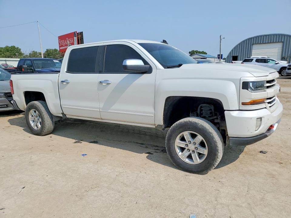 Photo 4 from auction – 2018 CHEVROLET SILVERADO with VIN 3GCUKREC3JG578478