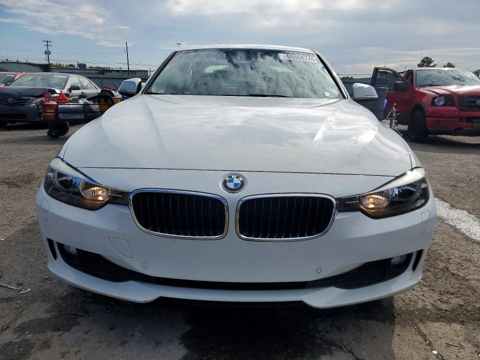 Photo 5 from auction – 2015 BMW 328 with VIN WBA3D5C55FK291112