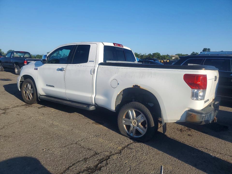 Photo 2 from auction – 2010 TOYOTA TUNDRA with VIN 5TFBY5F16AX124121