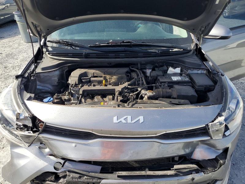Снимка 11 от търг – 2022 KIA RIO с VIN 3KPA24AD6NE454792