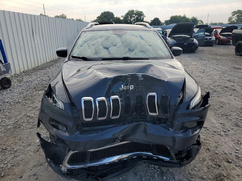 Photo 5 from auction – 2018 JEEP CHEROKEE with VIN 1C4PJMDBXJD600050