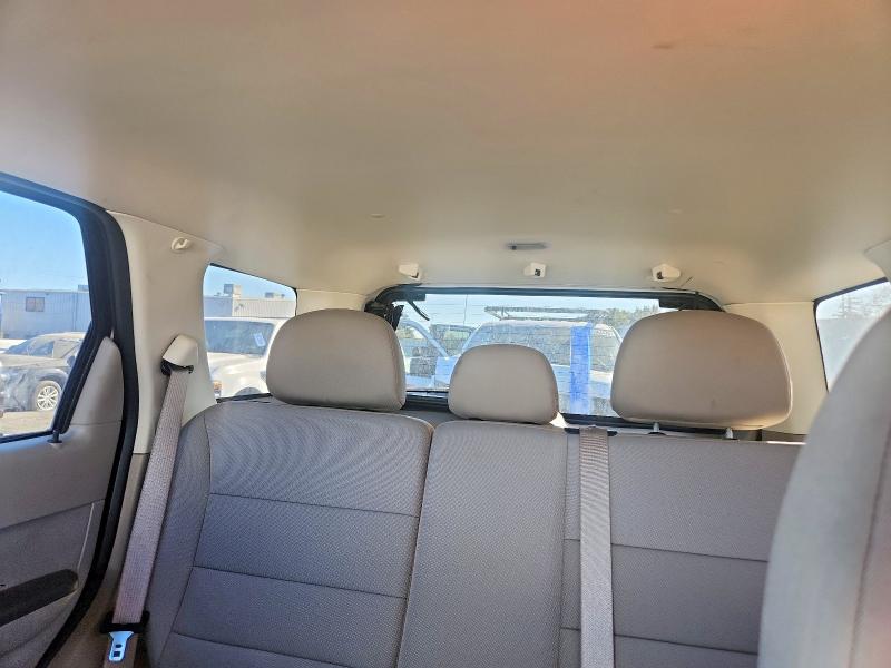 Photo 10 from auction – 2010 FORD ESCAPE with VIN 1FMCU9DGXAKC89824