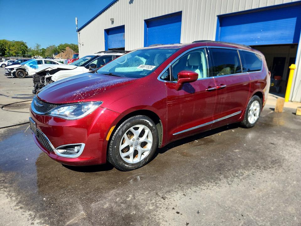 2017 CHRYSLER PACIFICA - Търг №66611526