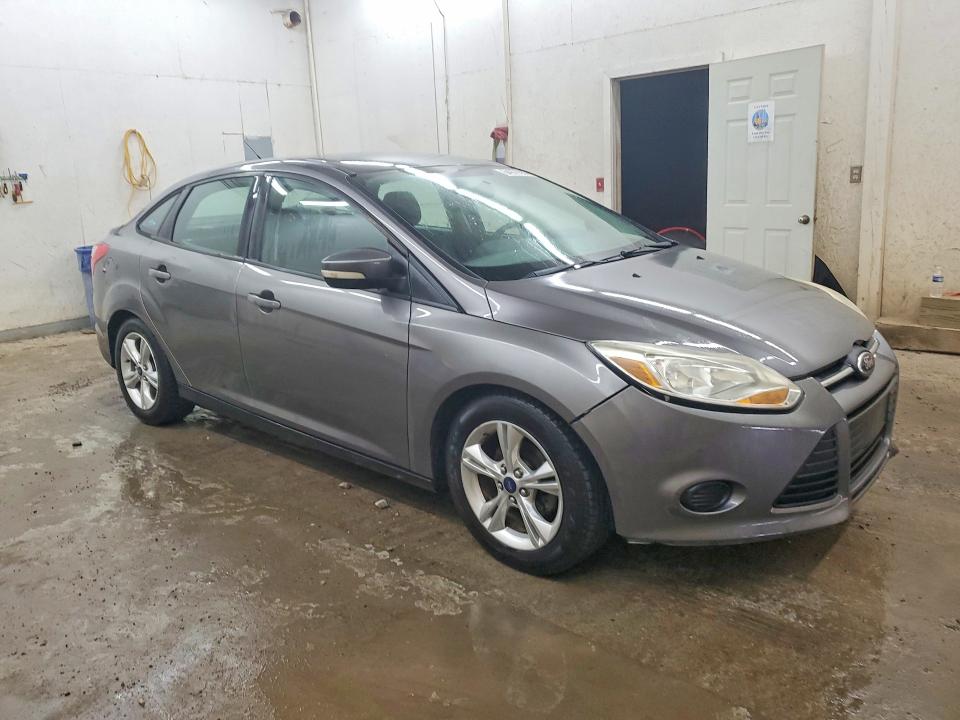 Photo 4 from auction – 2014 FORD FOCUS with VIN 1FADP3F24EL233432
