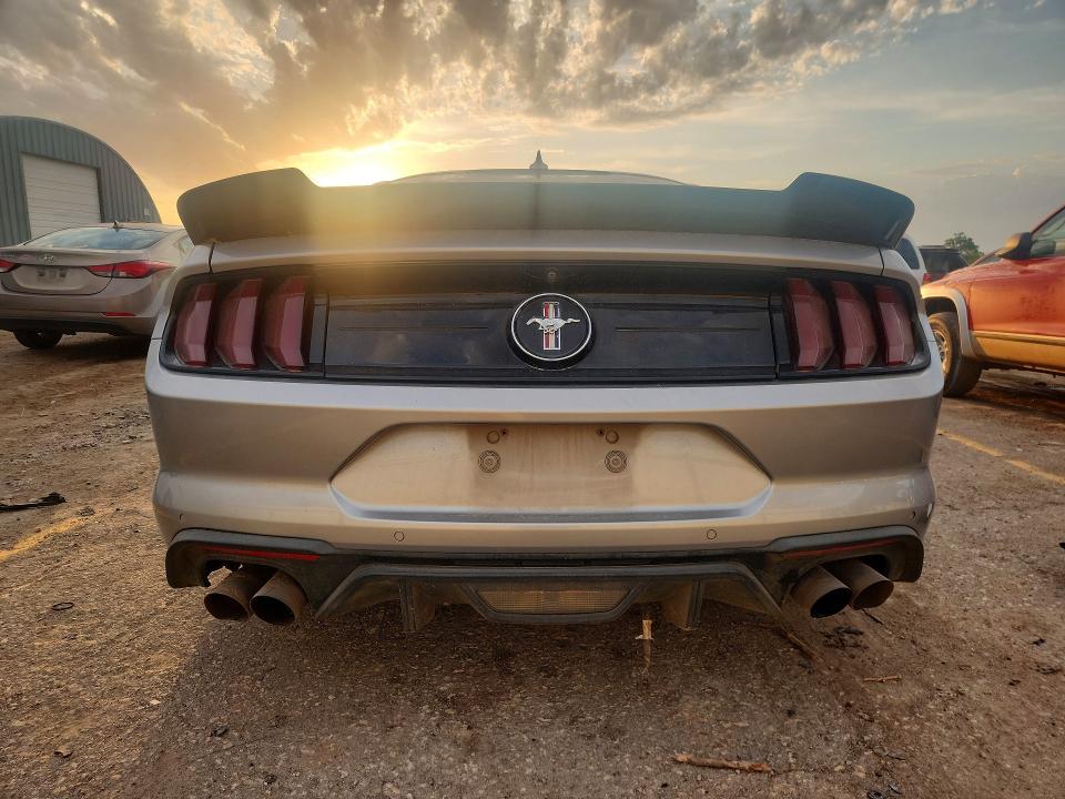 Снимка 6 от търг – 2020 FORD MUSTANG с VIN 1FA6P8TD3L5175696