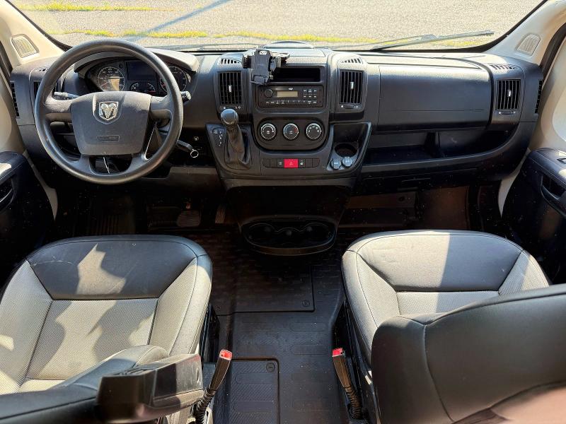 Photo 9 from auction – 2017 RAM PROMASTER 1500 with VIN 3C6TRVAG2HE546403
