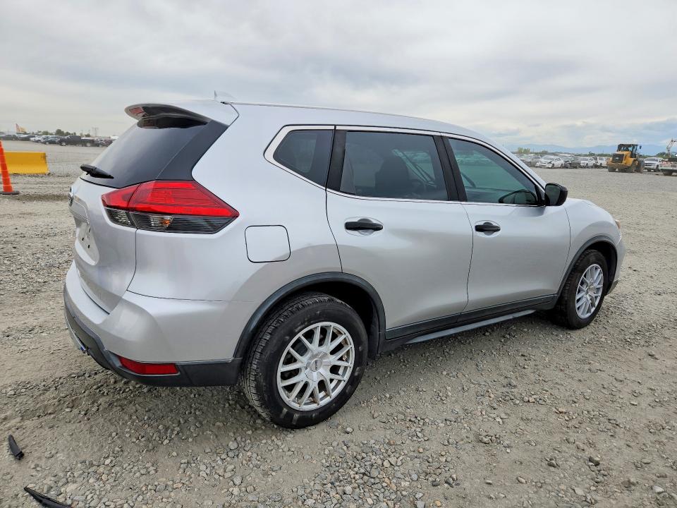 Photo 3 from auction – 2017 NISSAN ROGUE with VIN KNMAT2MT5HP508981