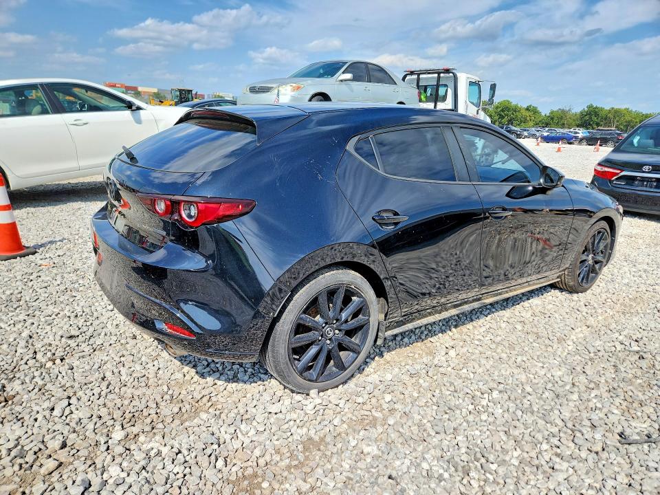 Zdjęcie 3 z aukcji – 2022 MAZDA 3 z VIN JM1BPAKL5N1516244