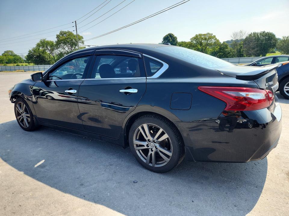 Photo 2 from auction – 2018 NISSAN ALTIMA with VIN 1N4BL3AP1JC232612