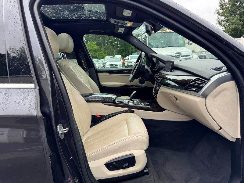 Photo 12 from auction – 2017 BMW X5 with VIN 5UXKR0C58H0V66990