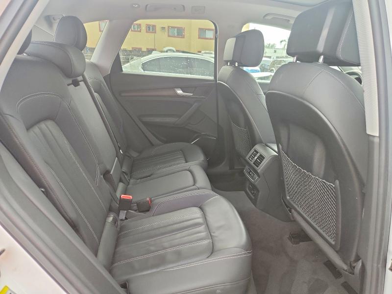 Photo 10 from auction – 2021 AUDI Q5 with VIN WA1BAAFY5M2041074