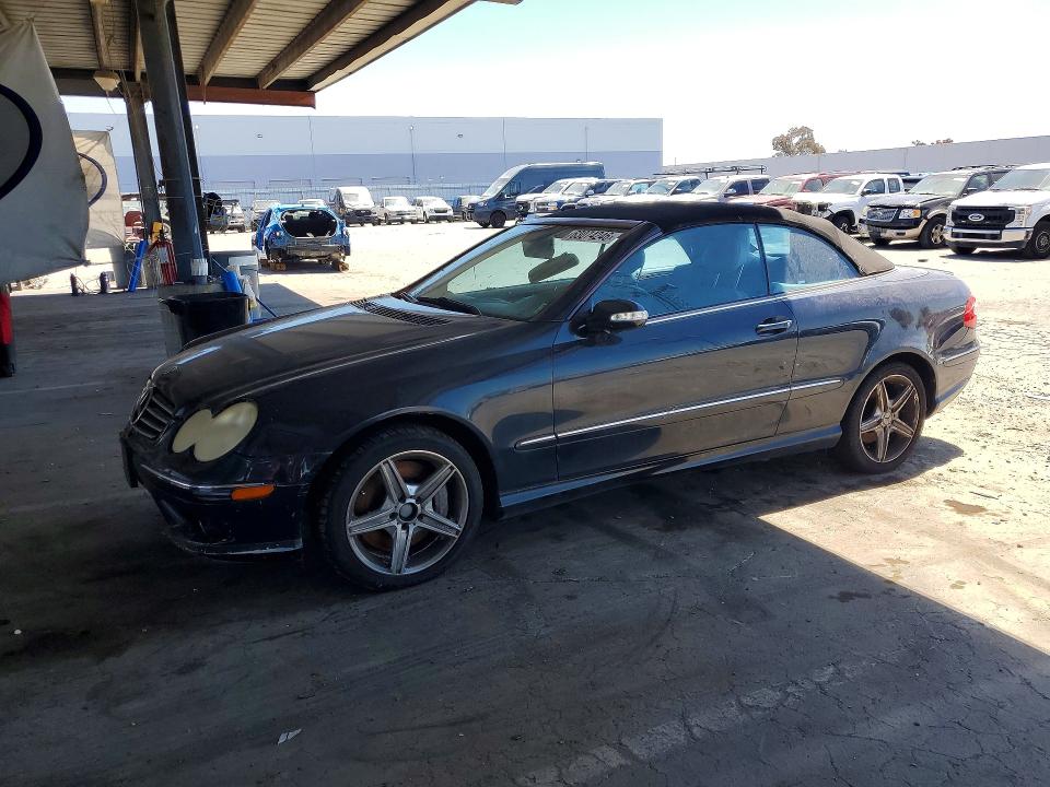 MERCEDES-BENZ CLK 2005 with VIN WDBTK75J55F127945 - Photo from auction