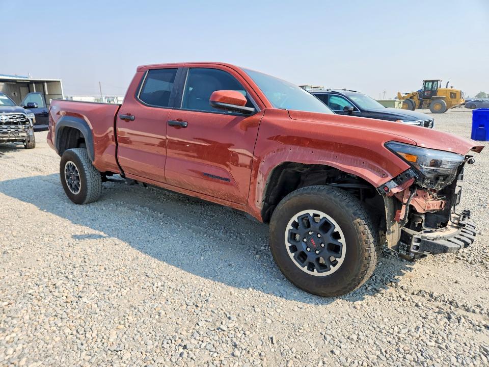 Photo 4 from auction – 2025 TOYOTA TACOMA with VIN 3TMLB5JN4SM137523