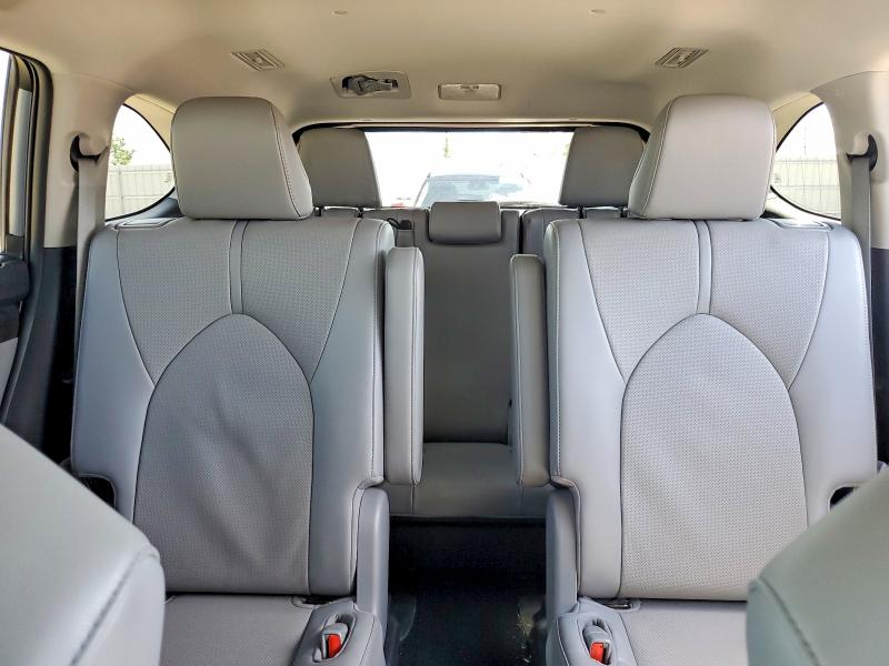 Photo 10 from auction – 2022 TOYOTA HIGHLANDER with VIN 5TDXBRCHXNS088946