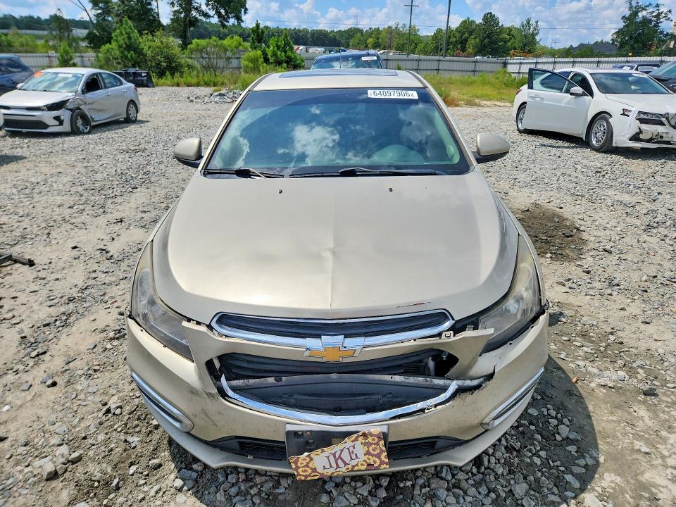Photo 5 from auction – 2023 CHEVROLET CRUZE with VIN 1G1PC5SB7F7292868