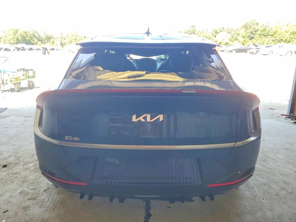 Zdjęcie 6 z aukcji – 2023 KIA EV6 z VIN KNDC34LA2P5128155