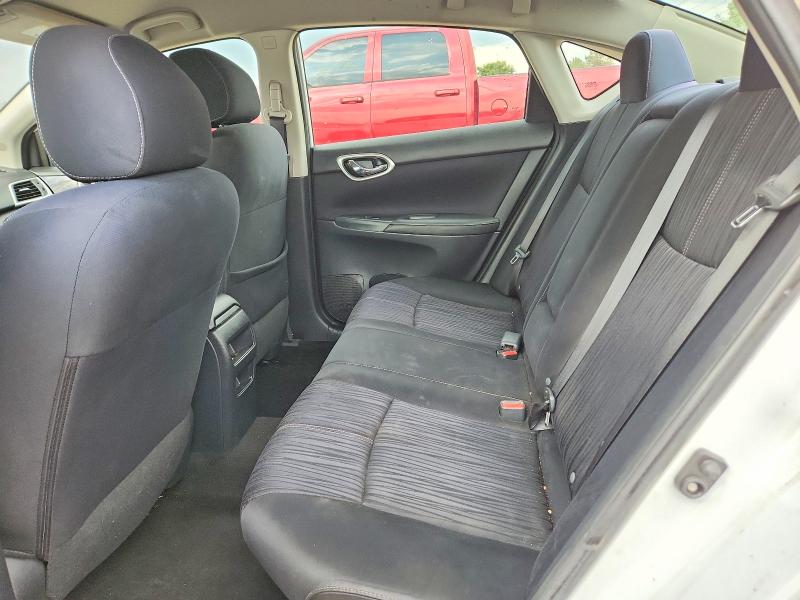 Photo 10 from auction – 2017 NISSAN SENTRA with VIN 3N1AB7AP5HY207989