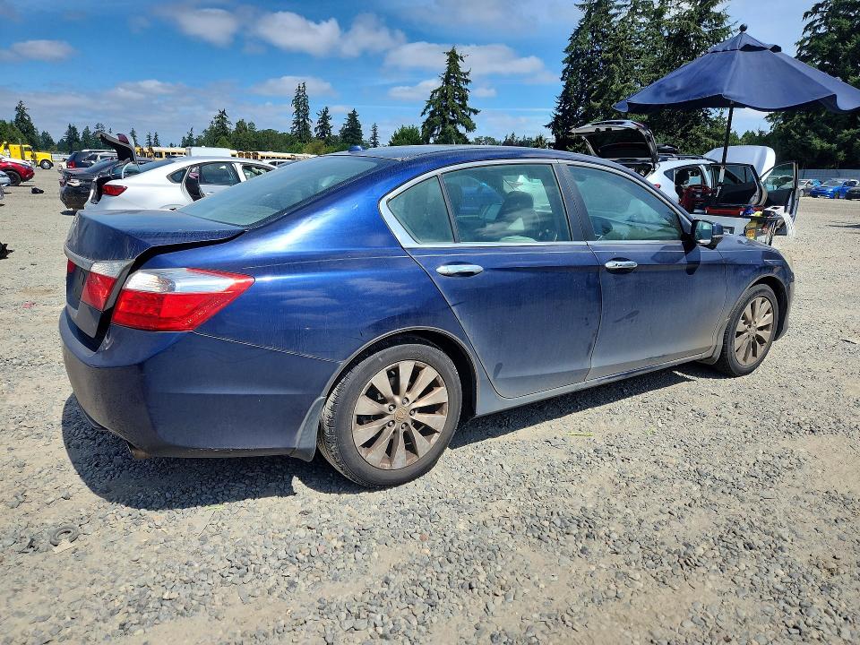 Photo 3 from auction – 2013 HONDA ACCORD with VIN 1HGCR2F89DA156440