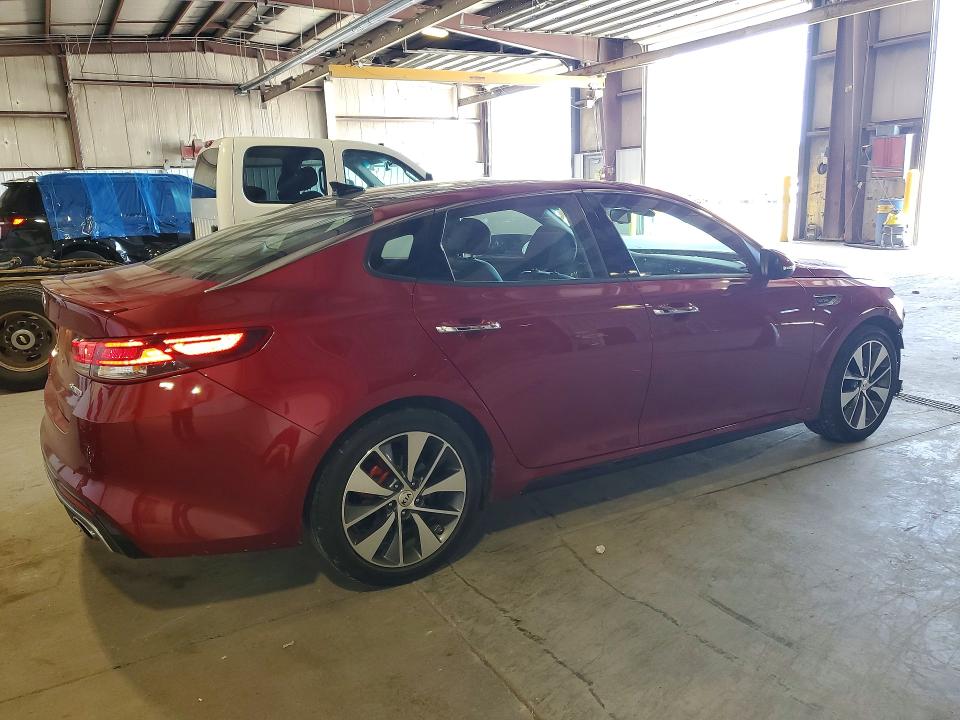 Photo 3 from auction – 2016 KIA OPTIMA with VIN 5XXGW4L28GG051269