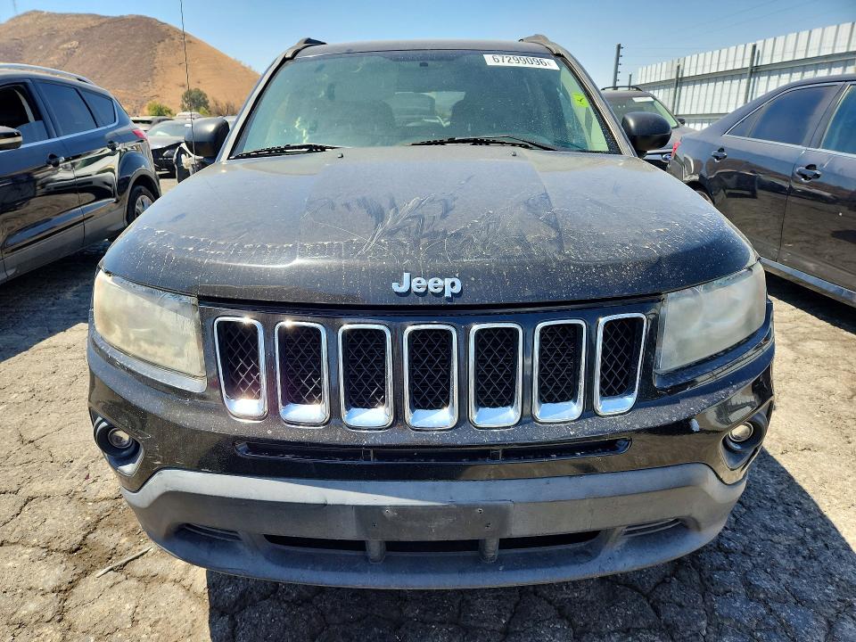 Photo 5 from auction – 2014 JEEP COMPASS with VIN 1C4NJCBA1ED818105