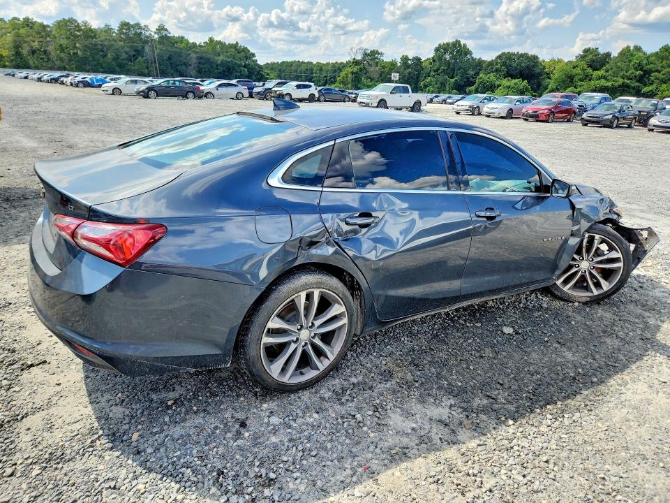 Photo 3 from auction – 2021 CHEVROLET MALIBU with VIN 1G1ZD5ST5MF077104