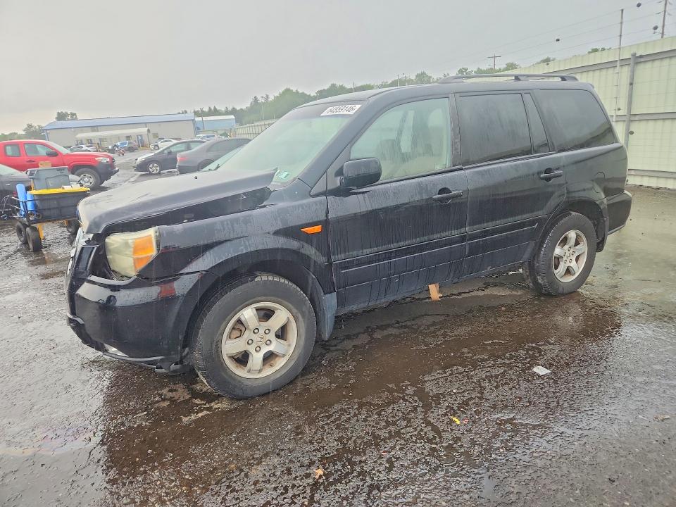 HONDA PILOT 2006 with VIN 2HKYF18406H563883 - Photo from auction