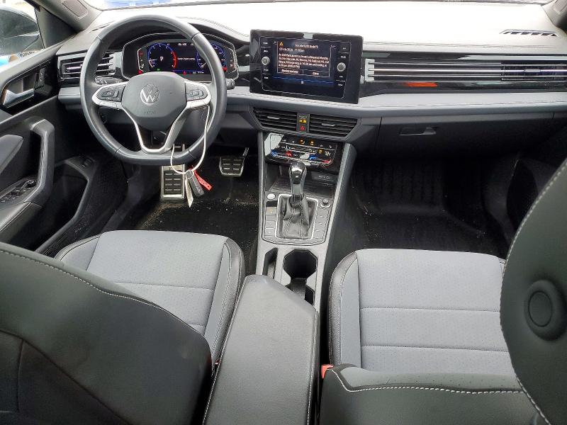 Снимка 8 от търг – 2025 VOLKSWAGEN JETTA с VIN 3VWSX7BU9SM009838
