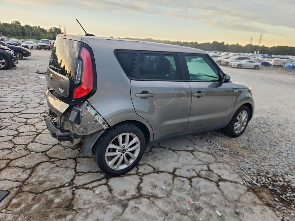 Снимка 3 от търг – 2019 KIA SOUL с VIN KNDJP3A57K7677729