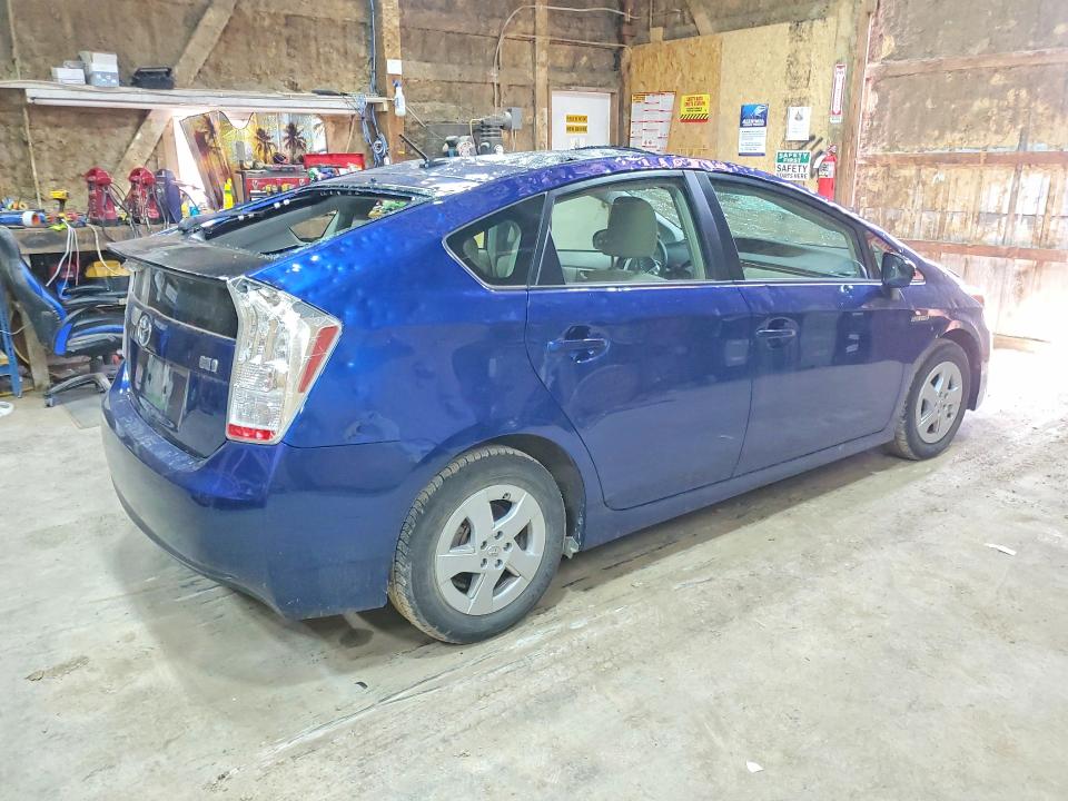 Photo 3 from auction – 2011 TOYOTA PRIUS with VIN JTDKN3DU6B0316076