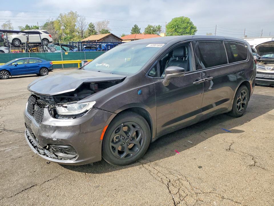 CHRYSLER PACIFICA 2022 z numerem VIN 2C4RC1L73NR183517 - Zdjęcie z aukcji