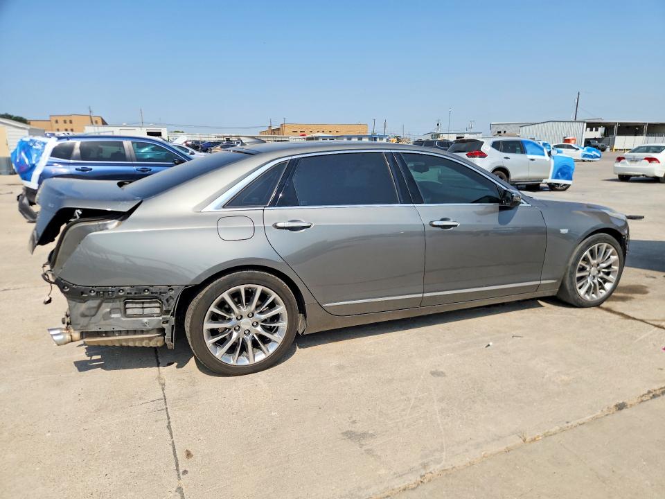 Photo 3 from auction – 2016 CADILLAC CT6 with VIN 1G6KD5RS2GU168145