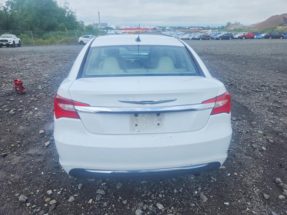 Photo 6 from auction – 2011 CHRYSLER 200 with VIN 1C3BC4FB6BN586245