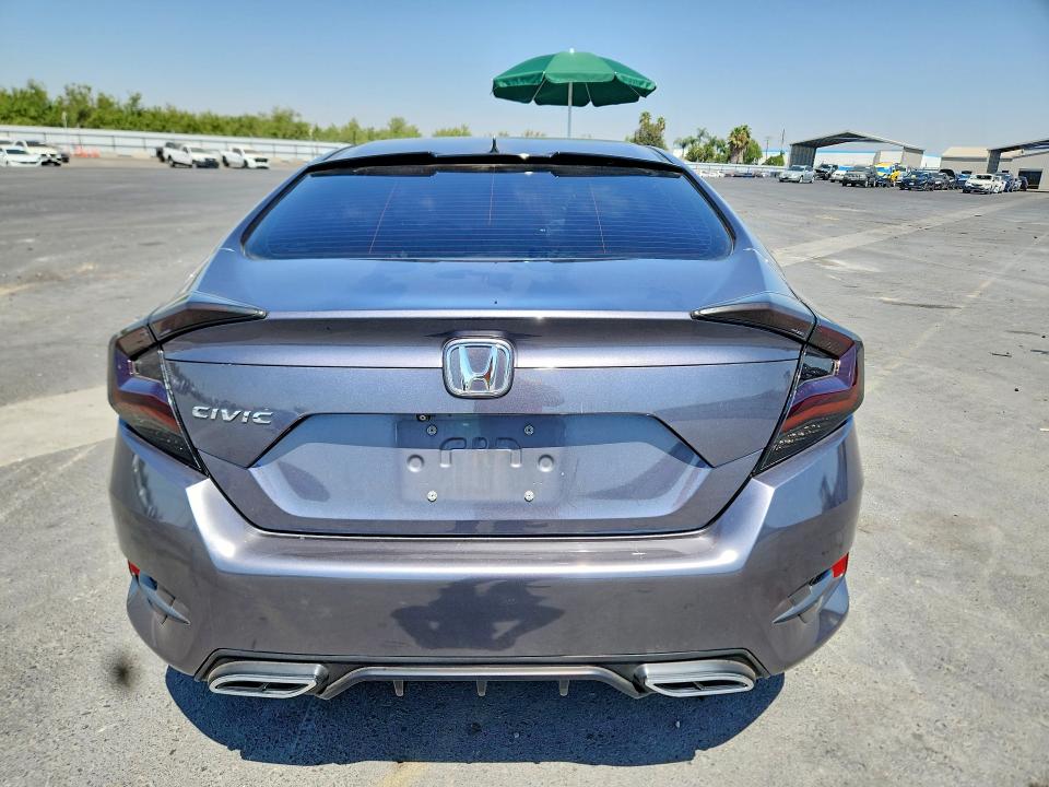 Photo 6 from auction – 2017 HONDA CIVIC with VIN 2HGFC2F56HH539456