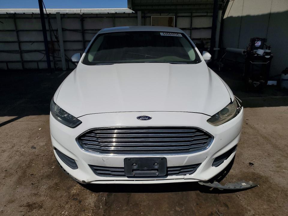 Photo 5 from auction – 2016 FORD FUSION with VIN 3FA6P0UU8GR404618