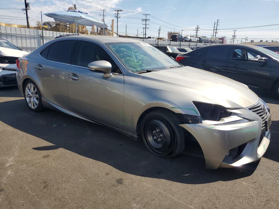 Photo 4 from auction – 2015 LEXUS IS with VIN JTHBF1D29F5071216
