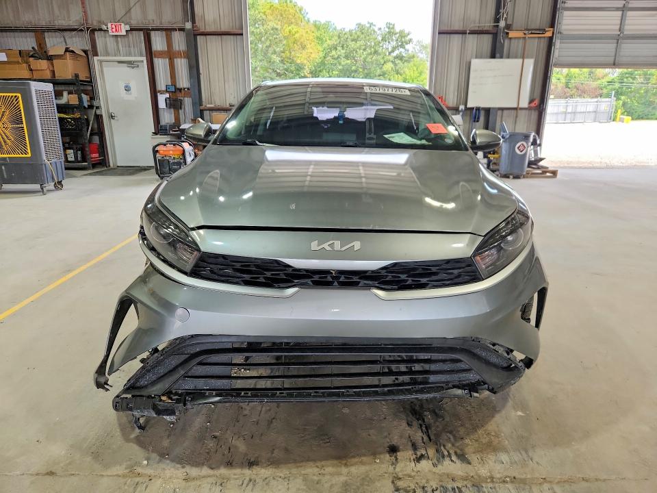 Photo 5 from auction – 2023 KIA FORTE with VIN 3KPF24AD9PE603446