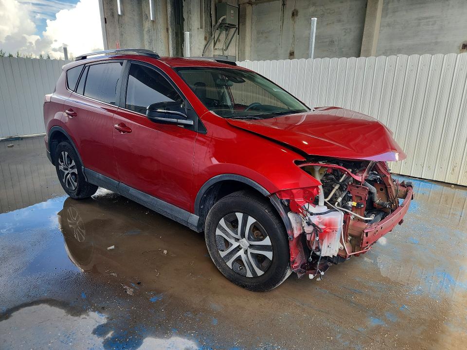 Foto 4 de la subasta – 2017 TOYOTA RAV4 con VIN 2T3BFREVXHW566710