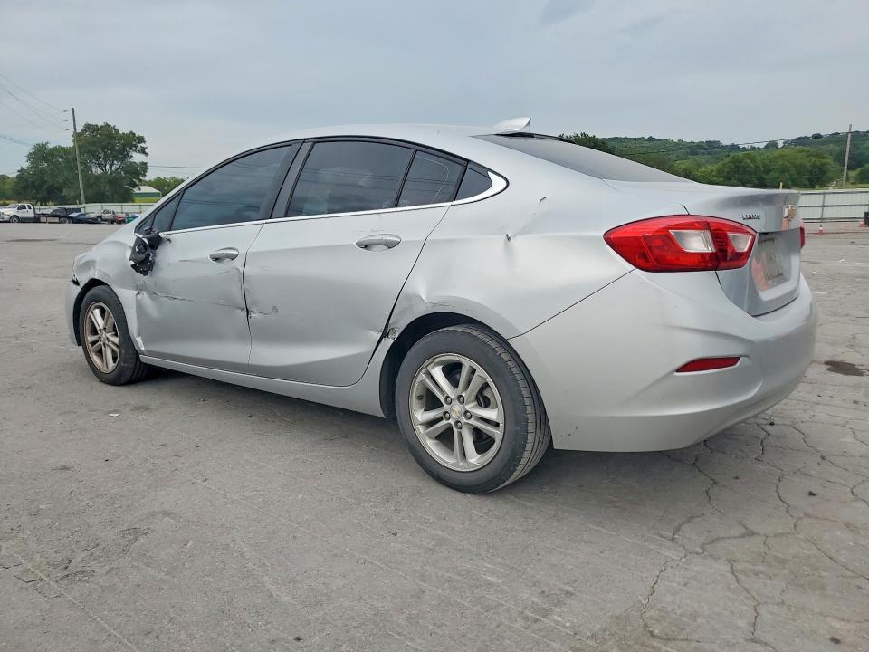 Photo 2 from auction – 2017 CHEVROLET CRUZE with VIN 1G1BE5SM3H7229260