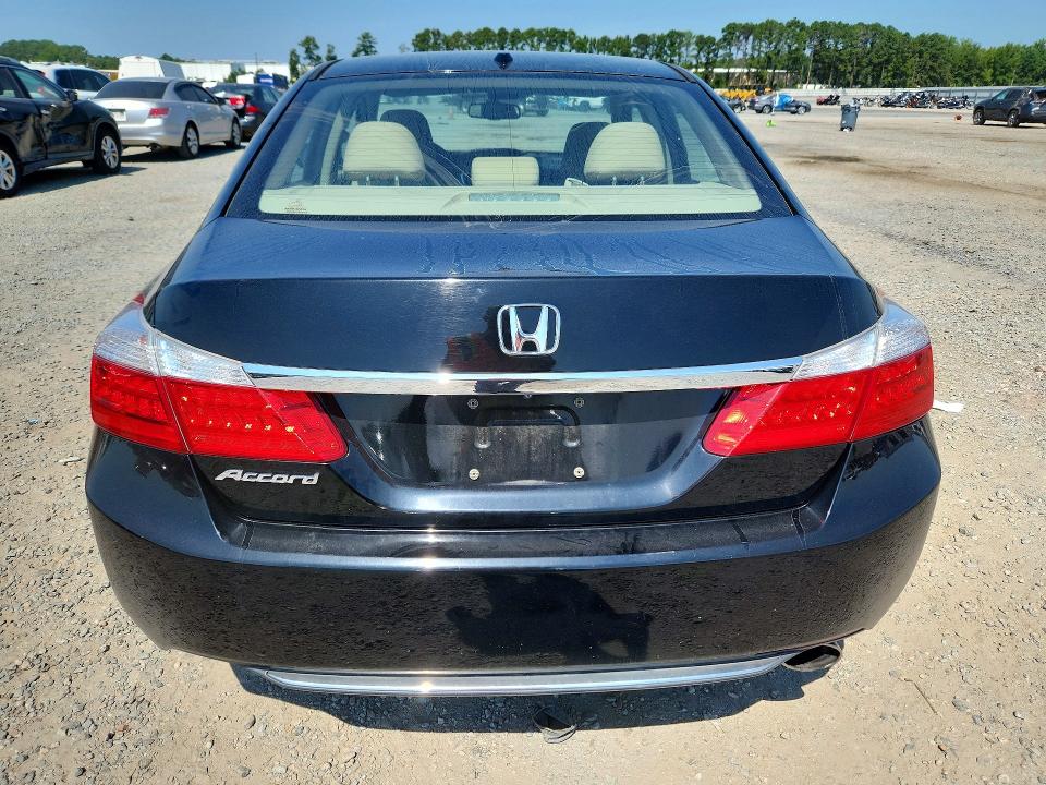 Photo 6 from auction – 2014 HONDA ACCORD with VIN 1HGCR2F84EA166987
