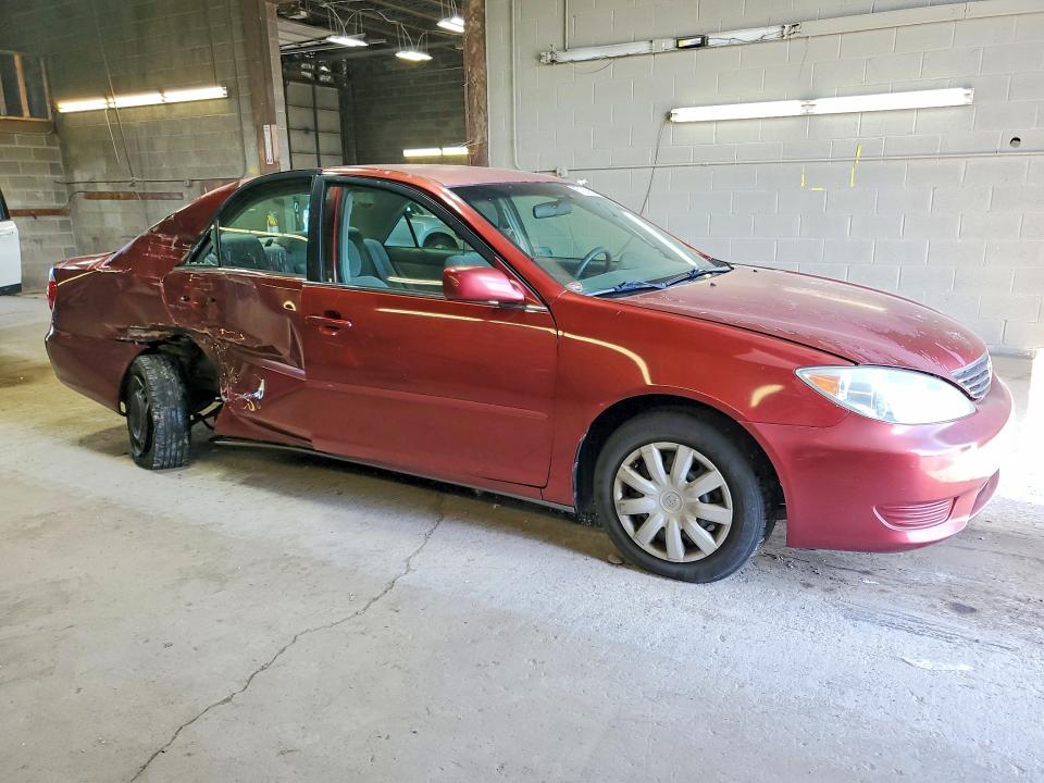 Photo 4 from auction – 2006 TOYOTA CAMRY with VIN 4T1BE32K16U116802