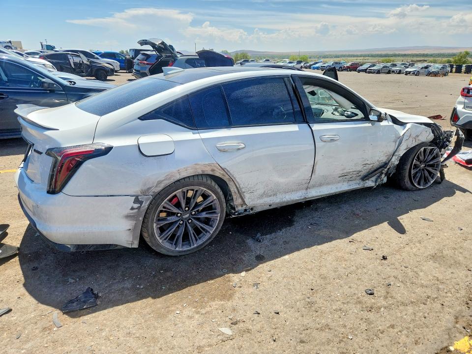 Снимка 3 от търг – 2023 CADILLAC CT5-V с VIN 1G6DY5R61P0810863