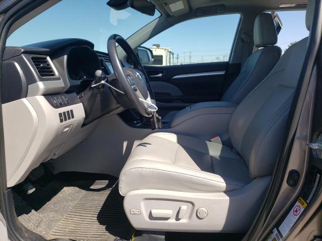 Photo 7 from auction – 2019 TOYOTA HIGHLANDER with VIN 5TDJZRFH2KS569878