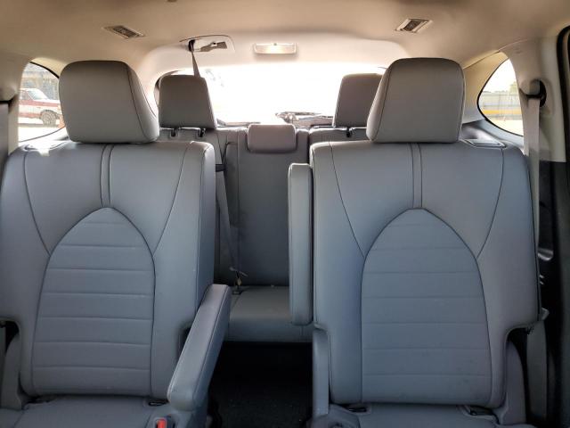 Photo 10 from auction – 2022 TOYOTA HIGHLANDER with VIN 5TDGZRAH3NS131621