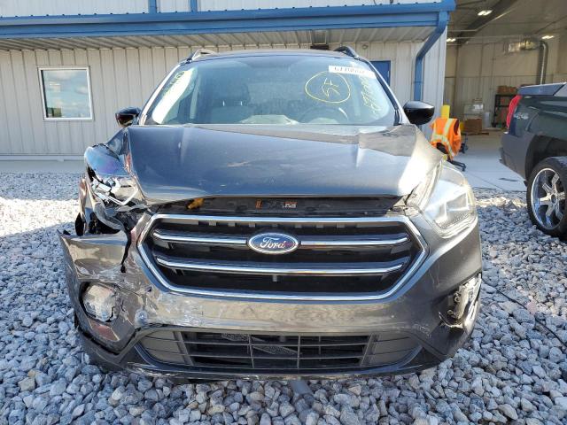 Photo 5 from auction – 2017 FORD ESCAPE SE with VIN 1FMCU9GD0HUB59759