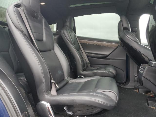Photo 11 from auction – 2017 TESLA MODEL X with VIN 5YJXCBE25HF029616