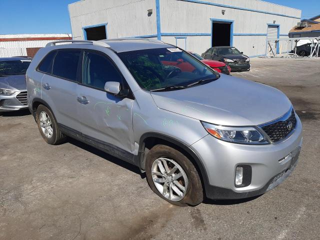 Photo 4 from auction – 2015 KIA SORENTO LX with VIN 5XYKT4A66FG634085