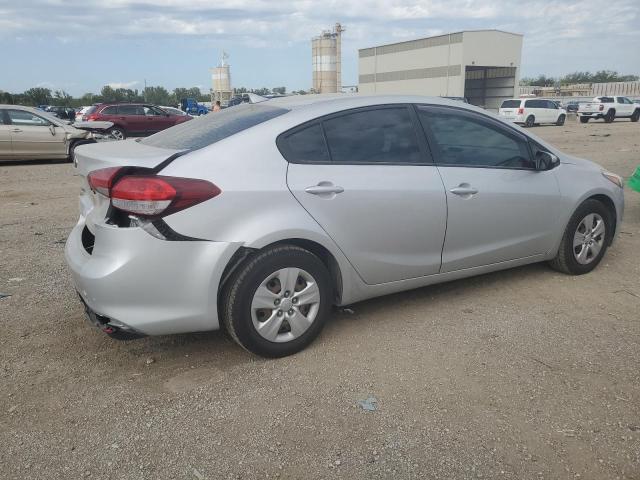 Photo 3 from auction – 2017 KIA FORTE LX with VIN 3KPFL4A79HE061760
