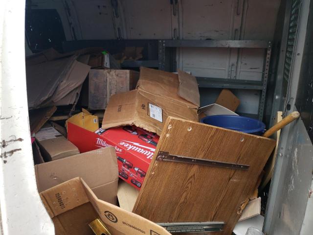 Photo 10 from auction – 2005 CHEVROLET EXPRESS G2 with VIN 1GCGG25V851154130