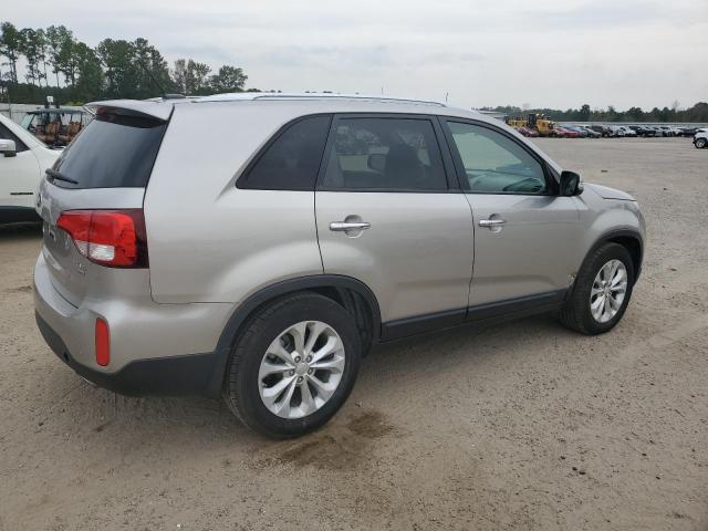 Photo 3 from auction – 2014 KIA SORENTO EX with VIN 5XYKU4A77EG529544