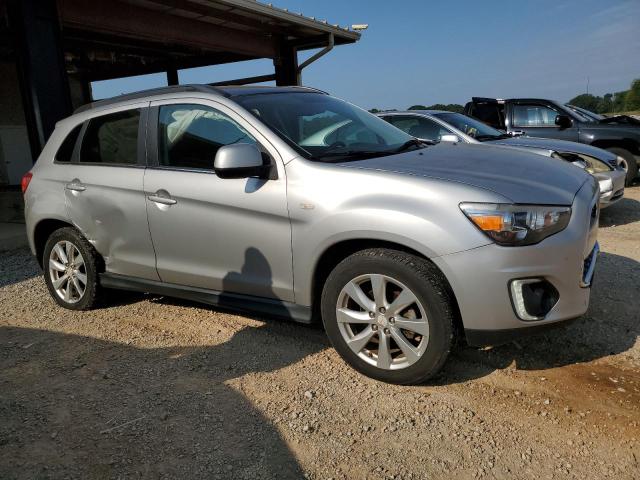 Снимка 4 от търг – 2015 MITSUBISHI OUTLANDER с VIN 4A4AP4AU2FE012468